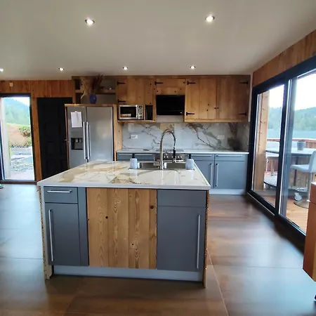 Du Nid D'amour 샬레